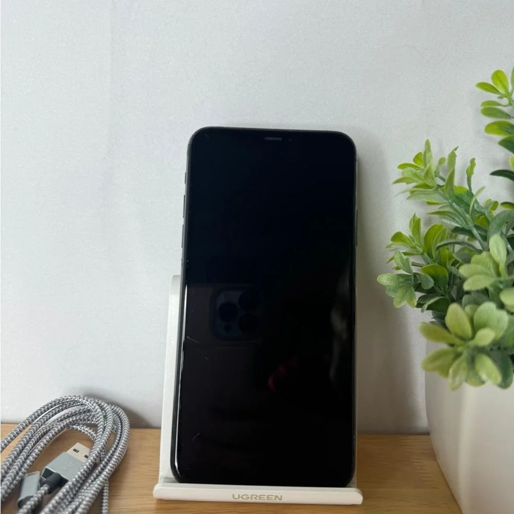 Apple iPhone 11Pro Max 64G black- Space Gray